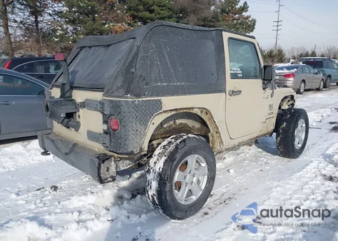 2011 Jeep Wrangler Sport z USA, uszkodzony, nr VIN 1J4AA2D14BL623083